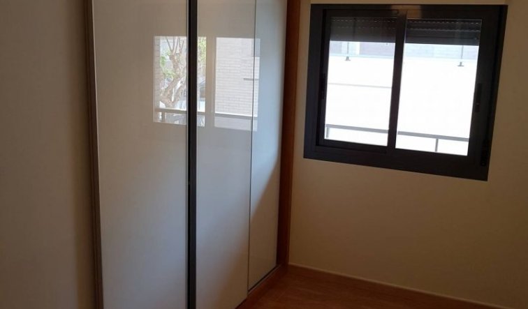Reventa - Apartamento / piso - Hondón de las Nieves