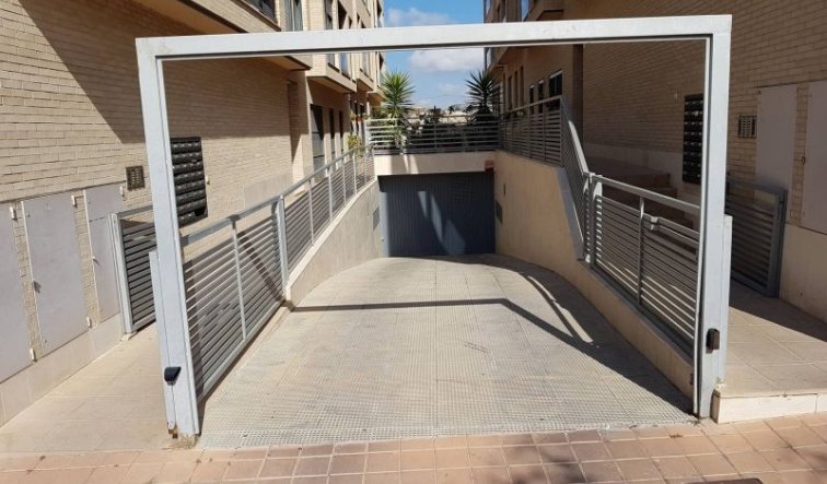 Reventa - Apartamento / piso - Hondón de las Nieves