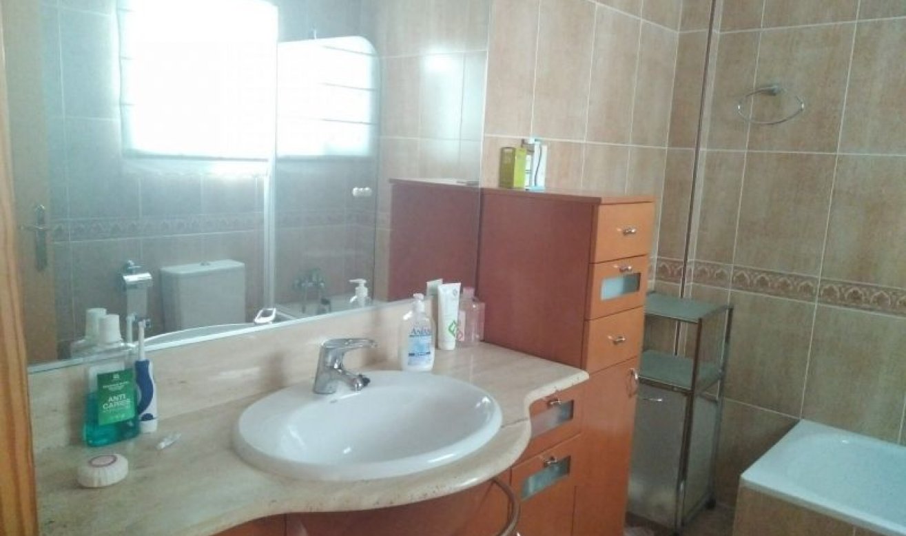 Revente - Appartement - Hondón de las Nieves