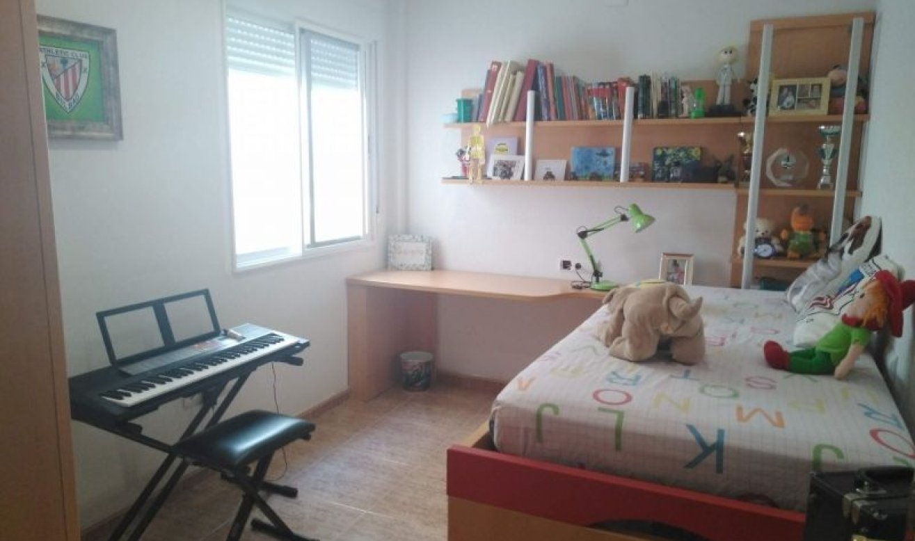 Revente - Appartement - Hondón de las Nieves