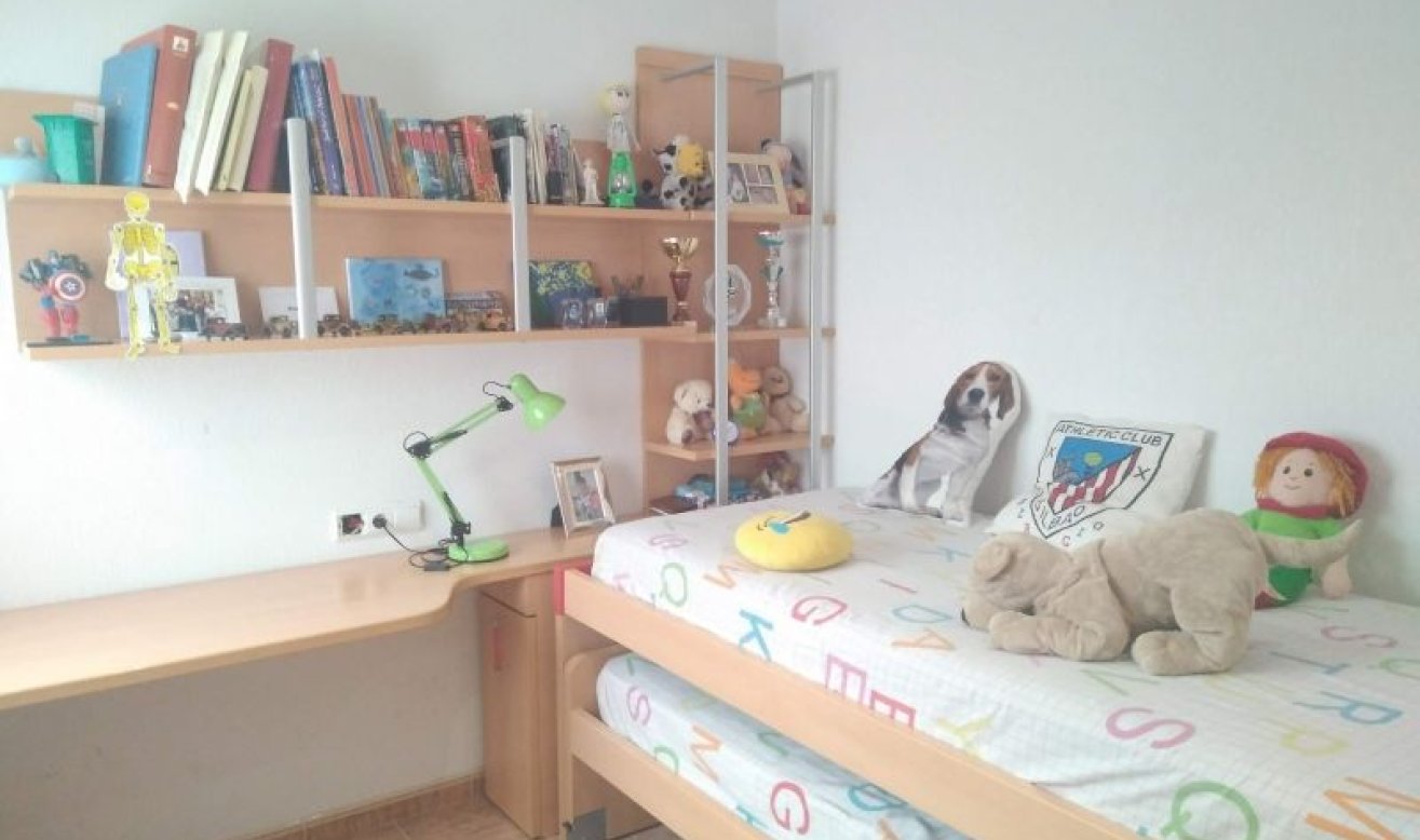 Revente - Appartement - Hondón de las Nieves