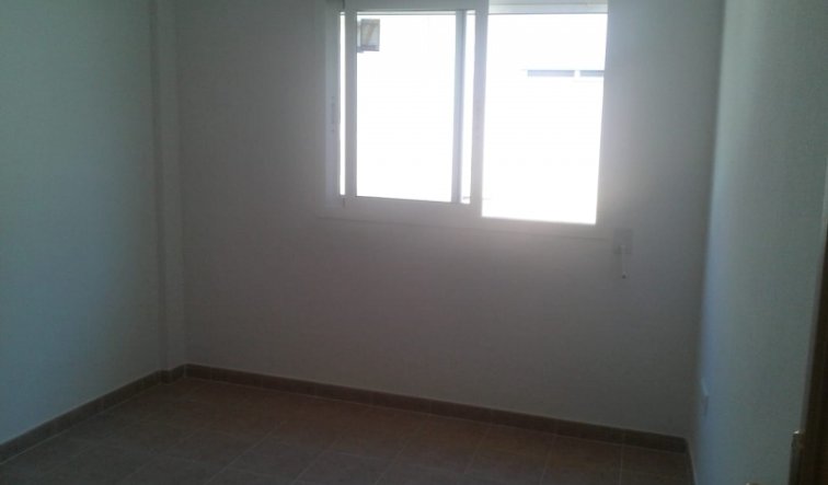 Resale - Bungalow - Hondón de las Nieves