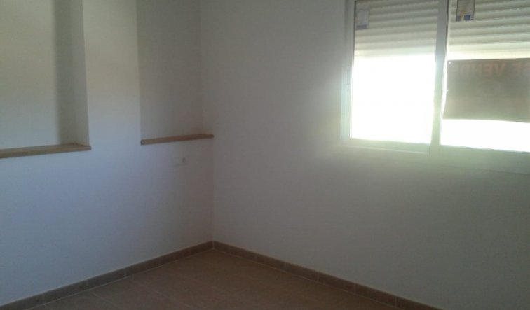 Resale - Bungalow - Hondón de las Nieves