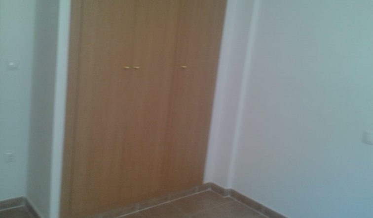 Resale - Bungalow - Hondón de las Nieves