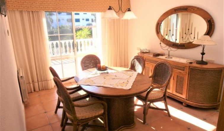 Resale - Villa - Orihuela Costa