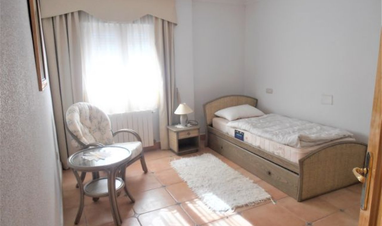 Resale - Villa - Orihuela Costa