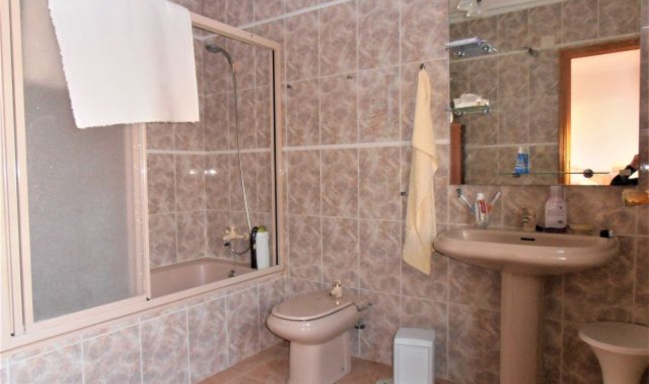 Resale - Villa - Orihuela Costa