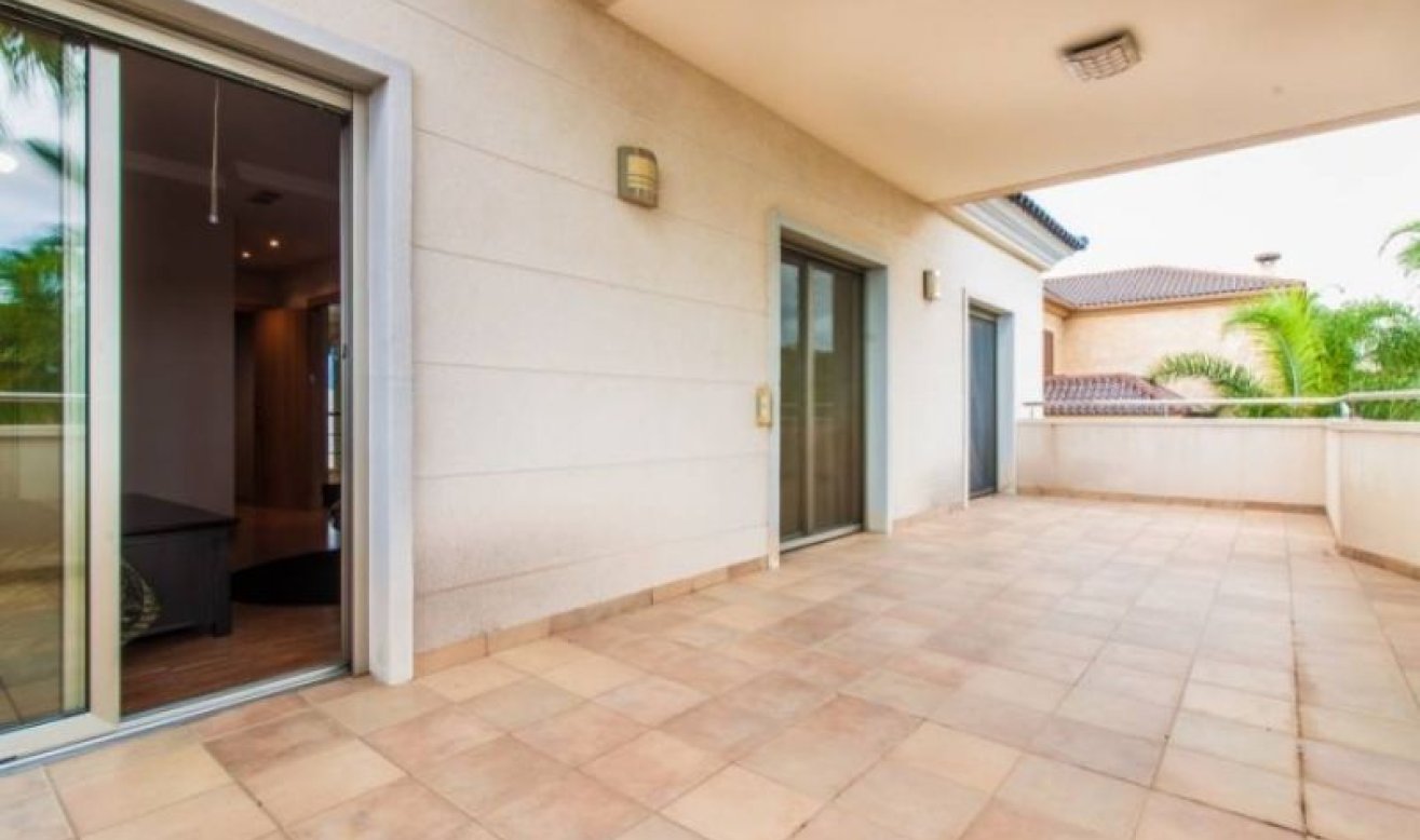 Reventa - Villa - Elche