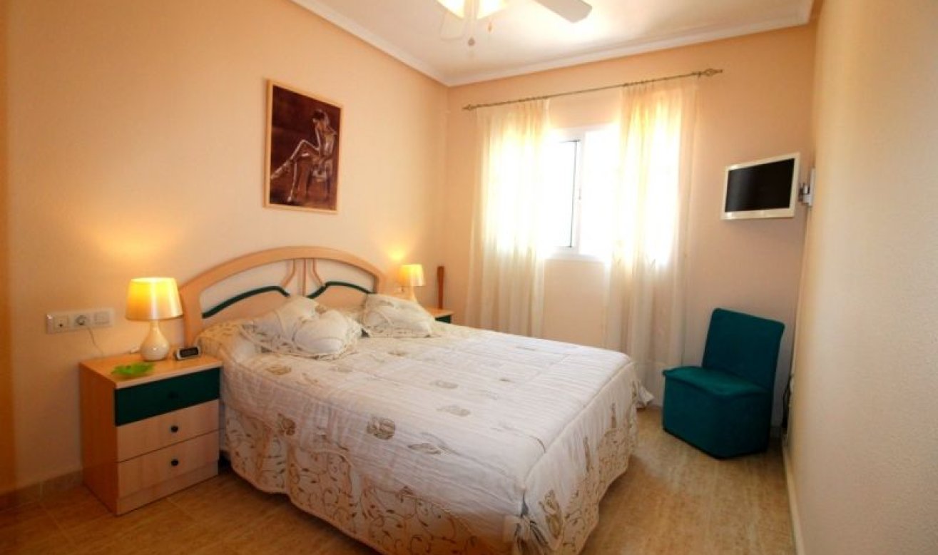Resale - Apartment / flat - Orihuela Costa