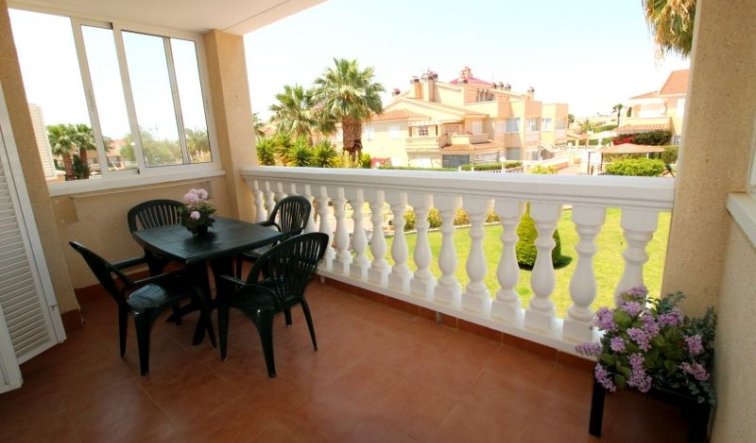 Resale - Apartment / flat - Orihuela Costa