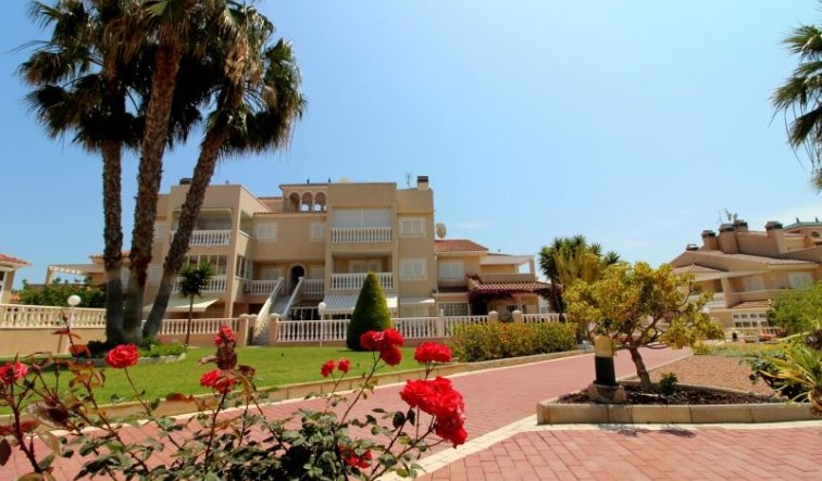 Resale - Apartment / flat - Orihuela Costa