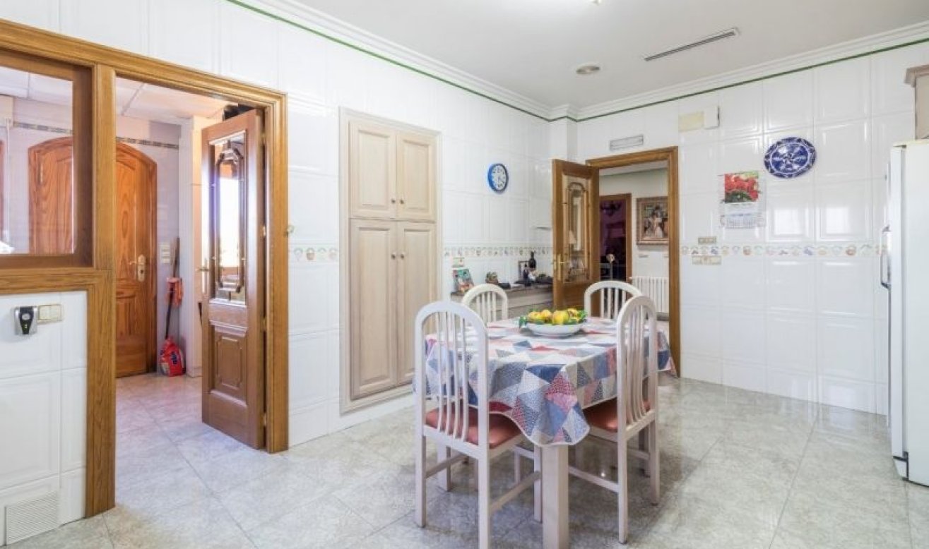 Reventa - Villa - Elche