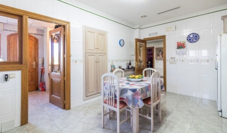 Reventa - Villa - Elche