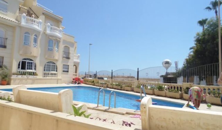 Reventa - Apartamento / piso - Orihuela Costa