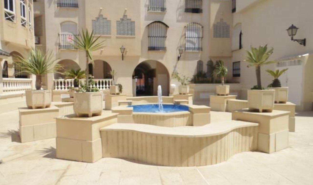 Reventa - Apartamento / piso - Orihuela Costa