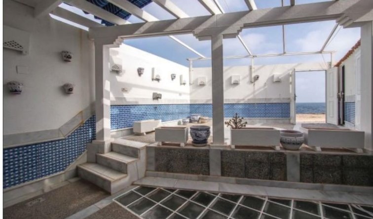 Resale - Villa - Alicante