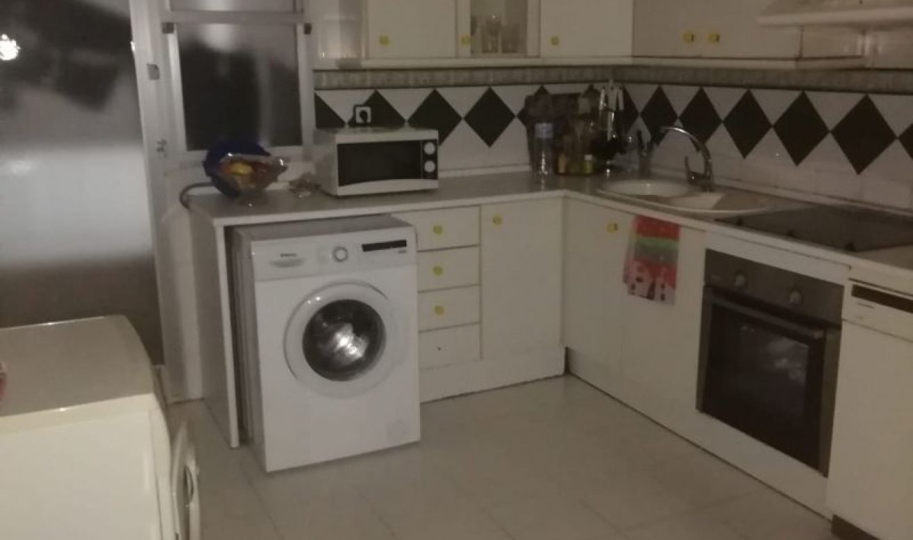 Resale - Apartment / flat - Cieza