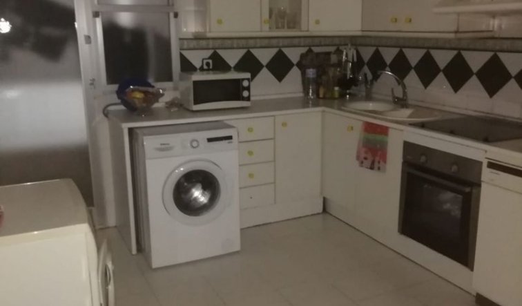 Resale - Apartment / flat - Cieza