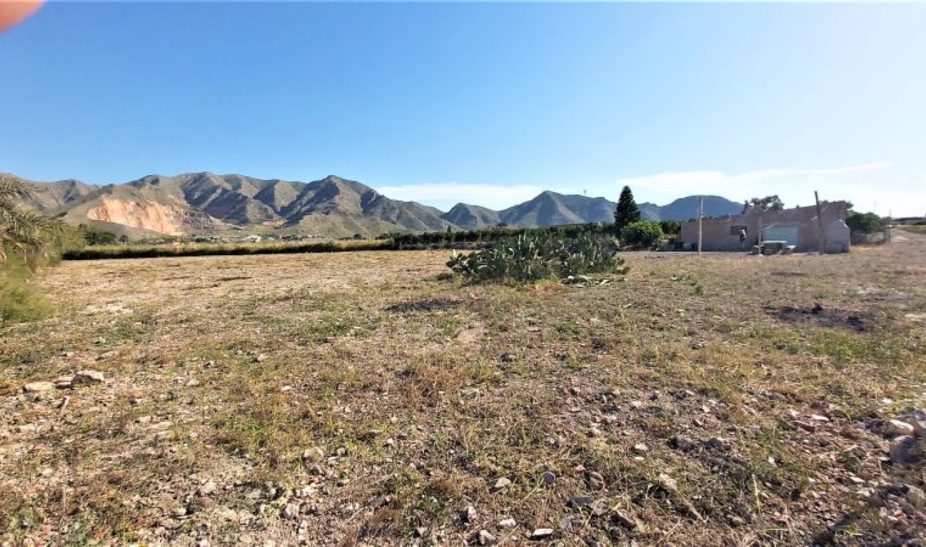 Resale - Country house - Cox