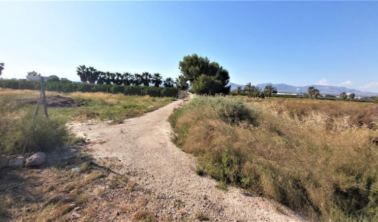 Resale - Country house - Cox
