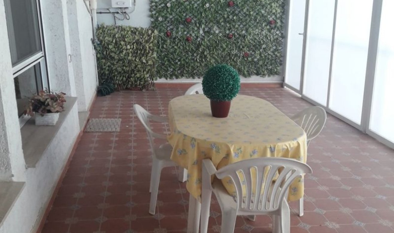 Resale - Villa - Novelda
