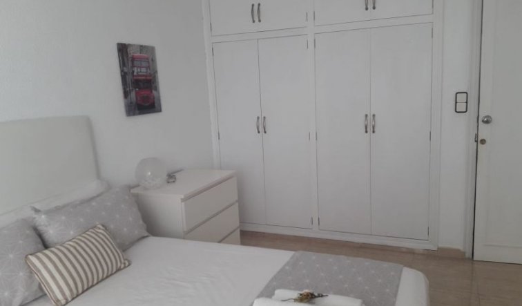 Resale - Villa - Novelda