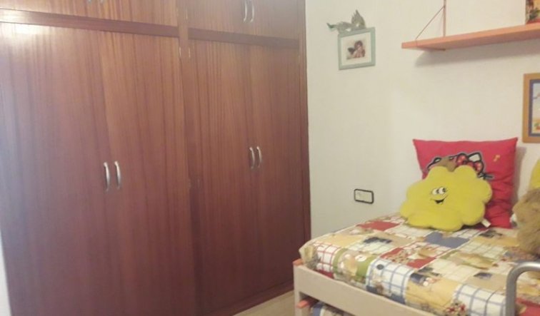 Resale - Villa - Novelda