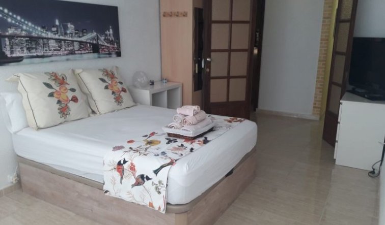 Resale - Villa - Novelda