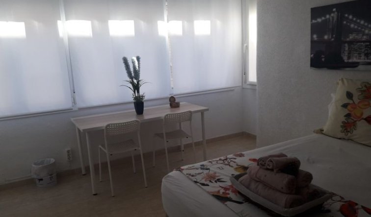 Resale - Villa - Novelda