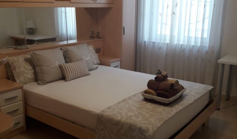 Resale - Villa - Novelda