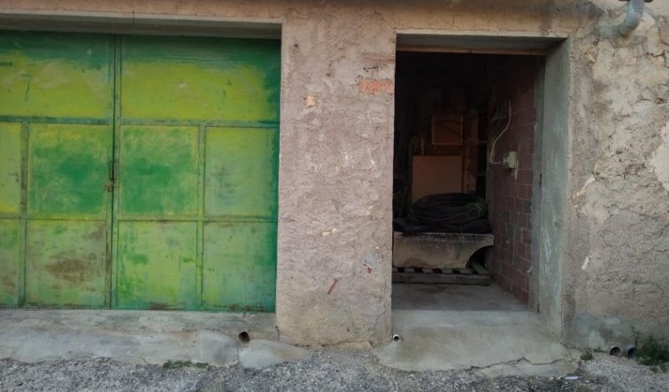 Revente - Commercial - Hondón de las Nieves