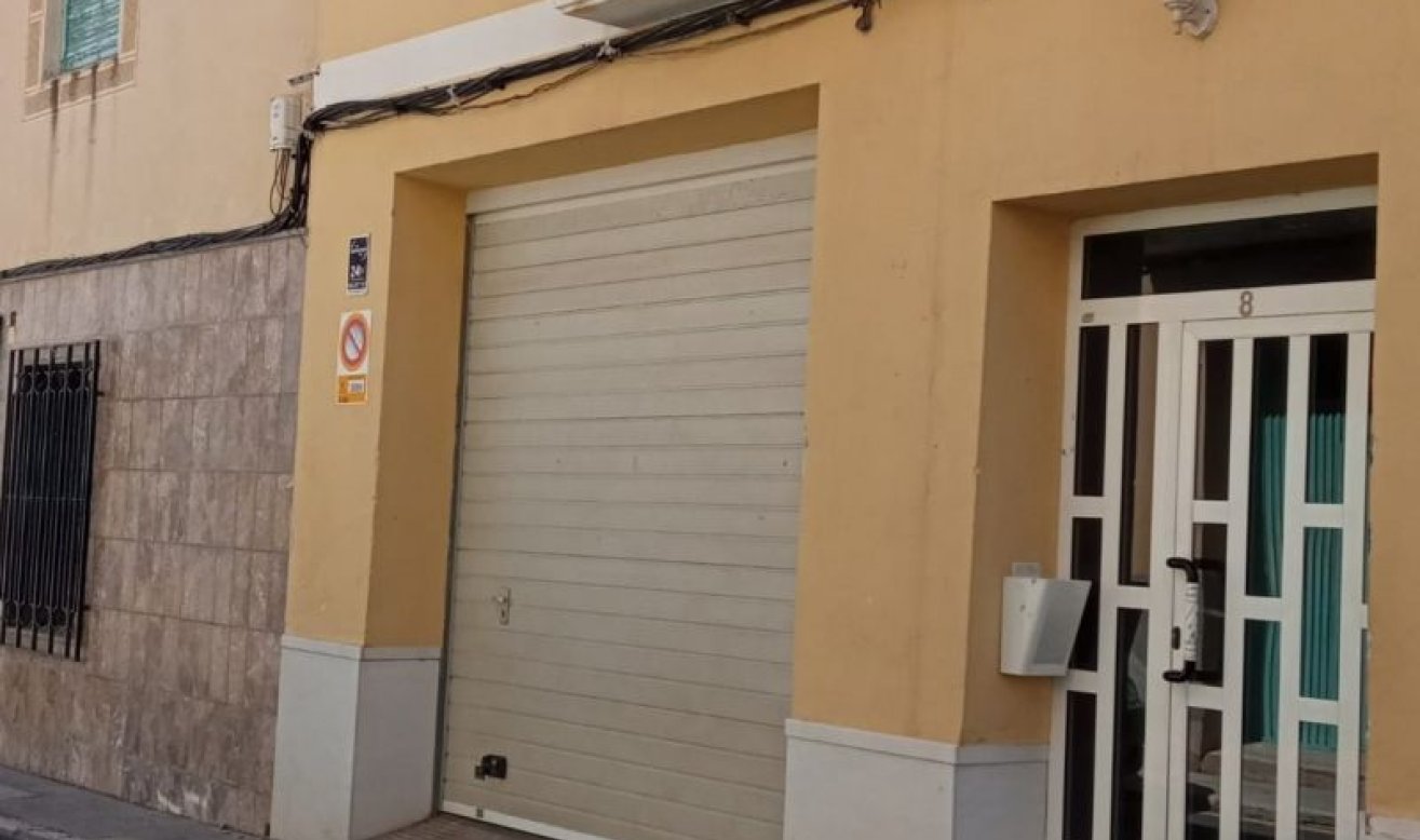 Reventa - Apartamento / piso - Hondón de las Nieves