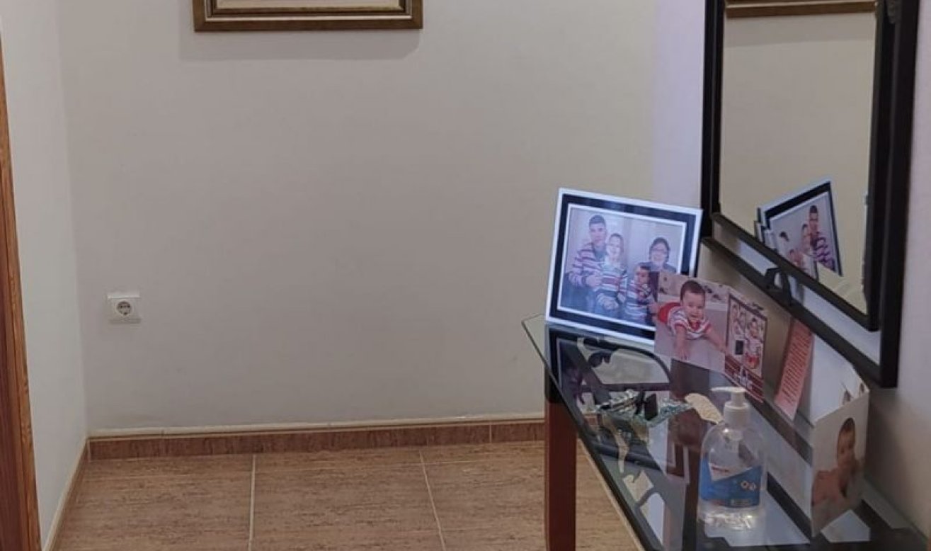 Reventa - Apartamento / piso - Hondón de las Nieves
