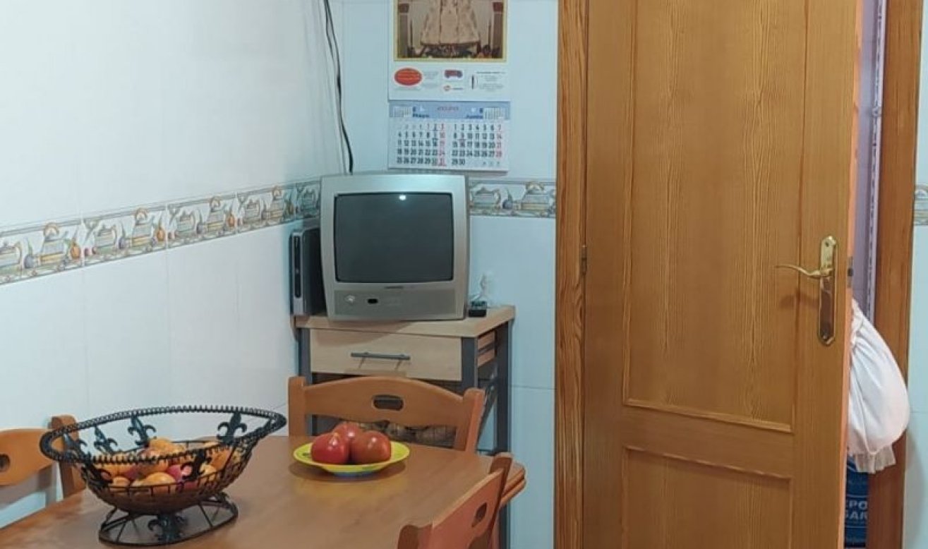 Reventa - Apartamento / piso - Hondón de las Nieves
