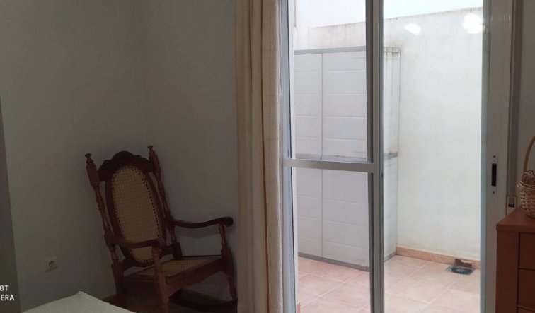 Reventa - Apartamento / piso - Hondón de las Nieves