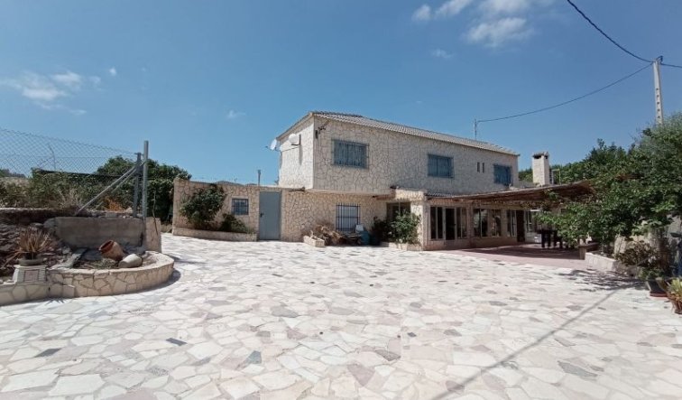 Resale - Villa - Hondón de las Nieves
