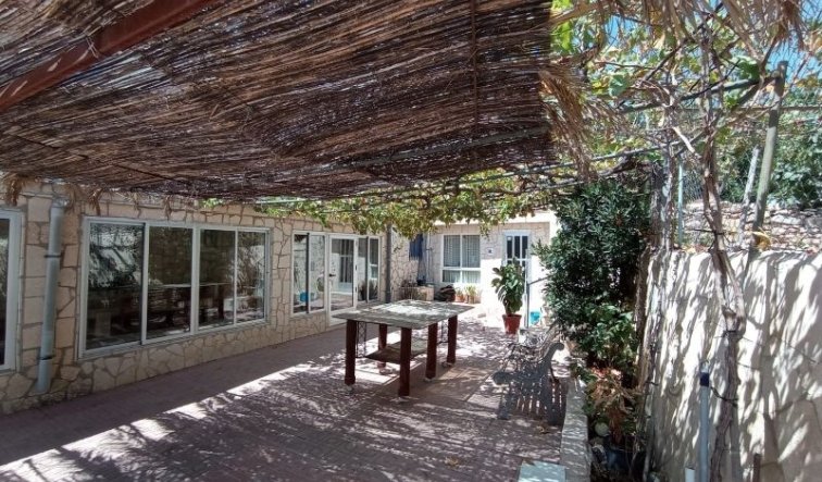 Resale - Villa - Hondón de las Nieves