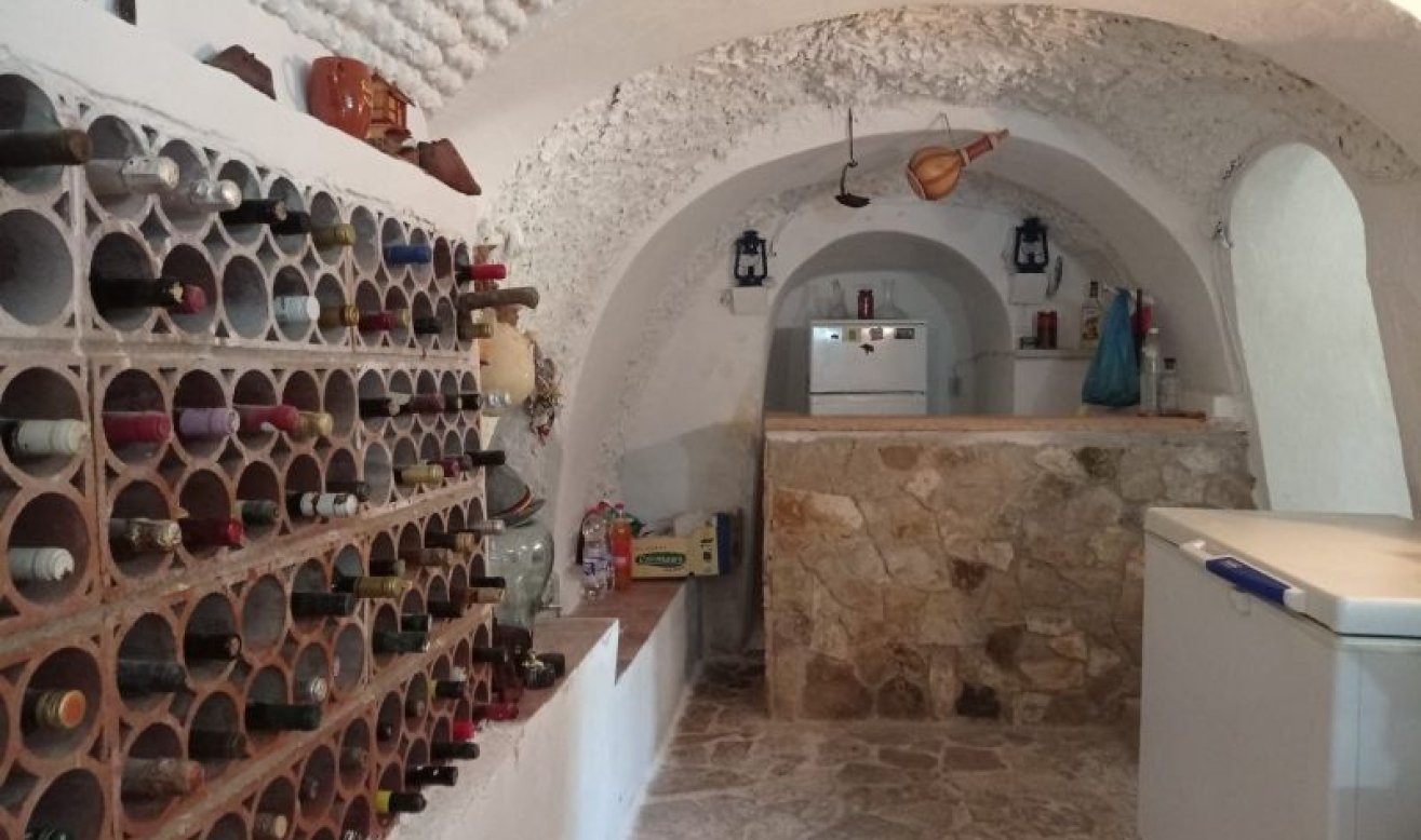 Resale - Villa - Hondón de las Nieves