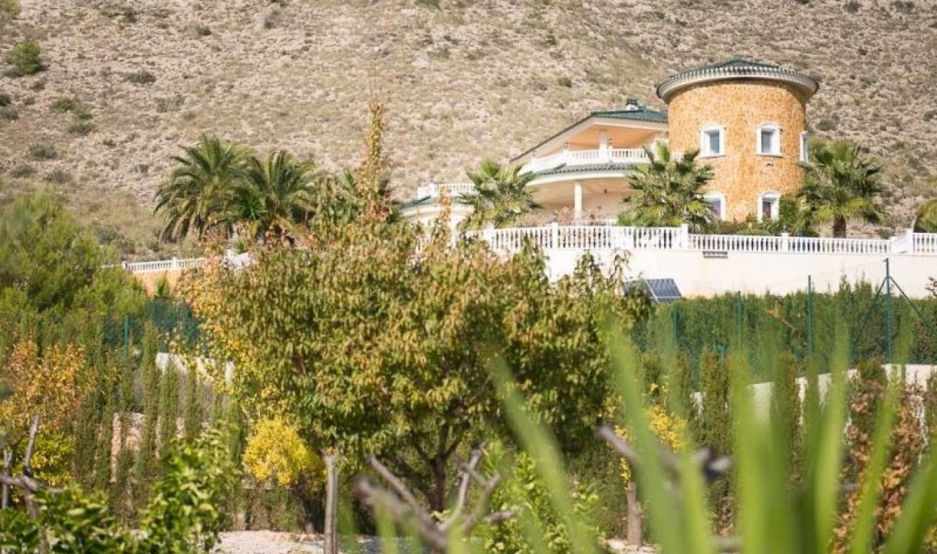 Revente - Villa - Hondón de las Nieves