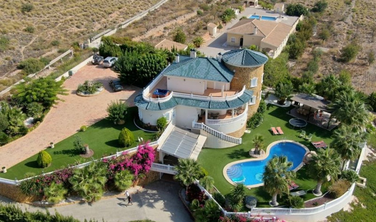 Revente - Villa - Hondón de las Nieves