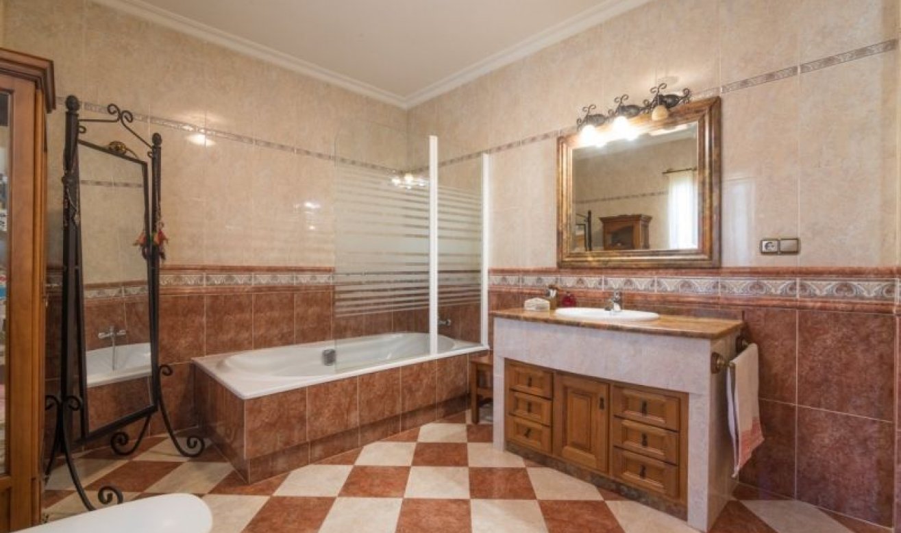 Reventa - Villa - Crevillente