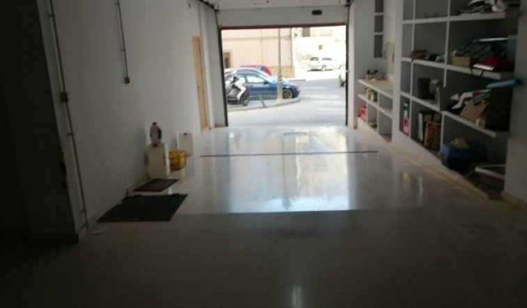 Resale - Villa - Orihuela