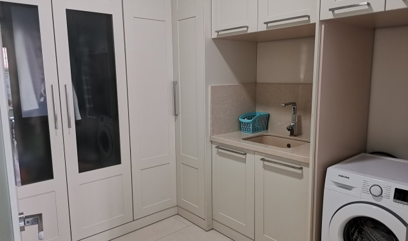 Resale - Villa - Orihuela