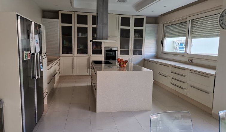 Resale - Villa - Orihuela