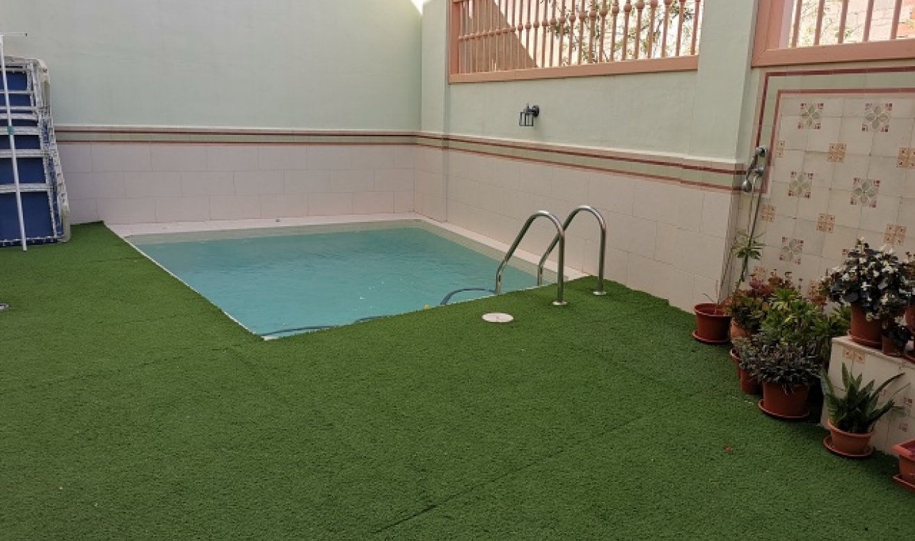 Resale - Villa - Orihuela