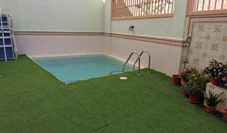 Resale - Villa - Orihuela