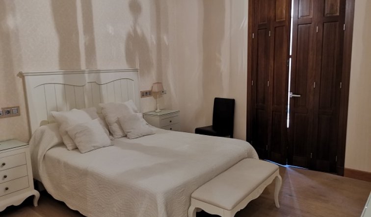 Resale - Villa - Orihuela