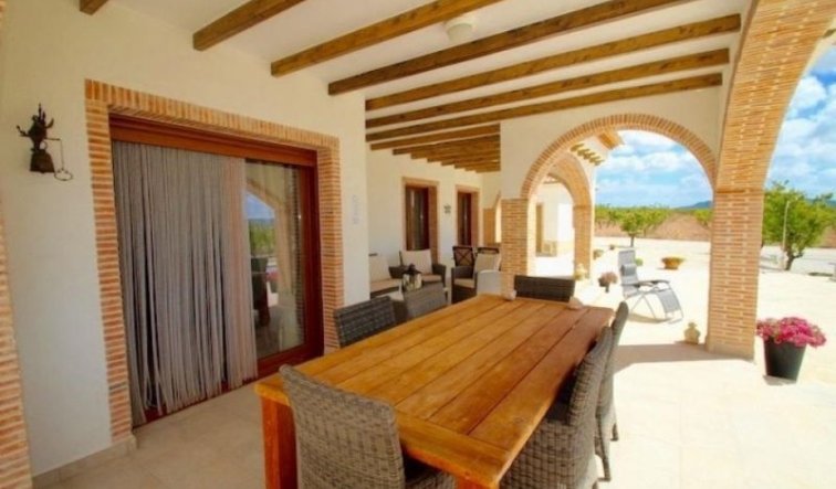 Revente - Villa - Pinós