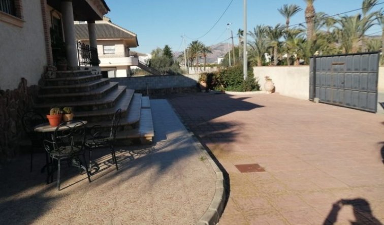 Reventa - Villa - Orihuela