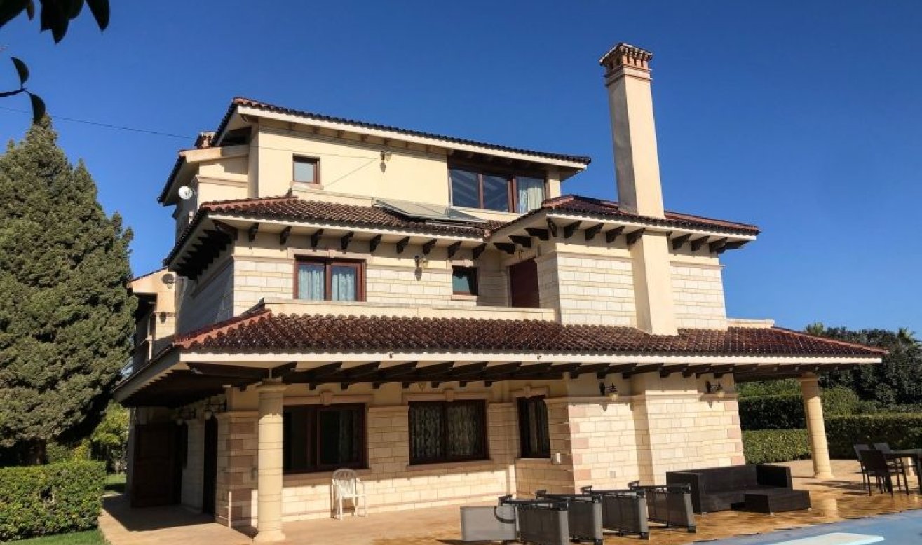 Reventa - Villa - Orihuela Costa